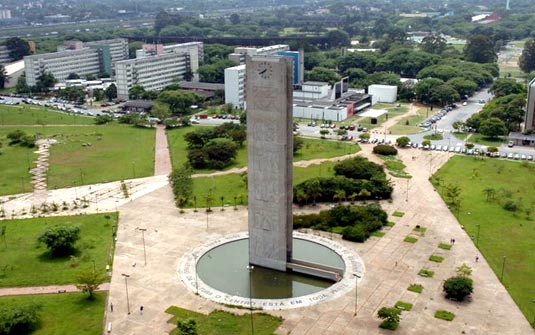 A Universidade de São Paulo (USP) apareceu na 9ª posição entre as melhores universidades dos países emergentes (Brasil, de acordo com o ranking da Times Higher Education (THE), divulgado na última quarta-feira (02). No último ranking da USP apareceu na 10ª colocação.