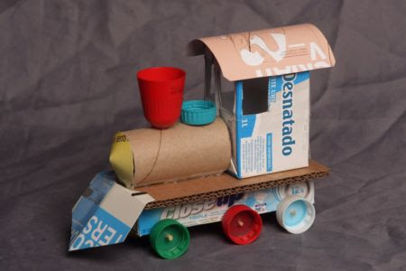 Ideias para fazer brinquedos reciclados para as crianças