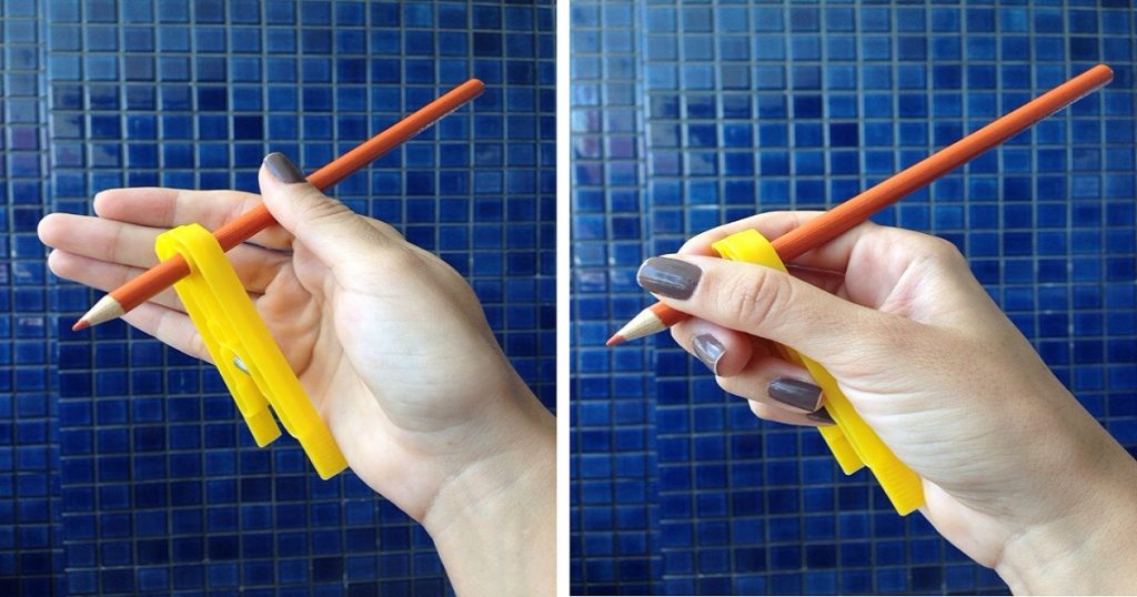 Coordenação Motora: Ensine a usar o lápis corretamente com o movimento de pinça, apenas com um pregador