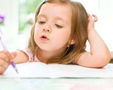 Como a escrita facilita a aprendizagem infantil?