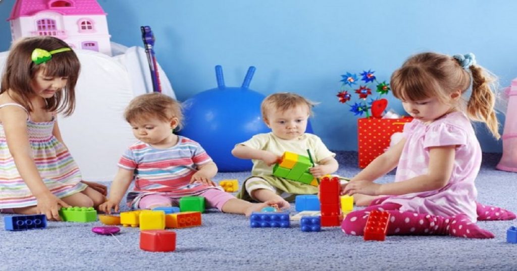 Brinquedos apropriados para cada idade - Brinquedos e Habilidades.