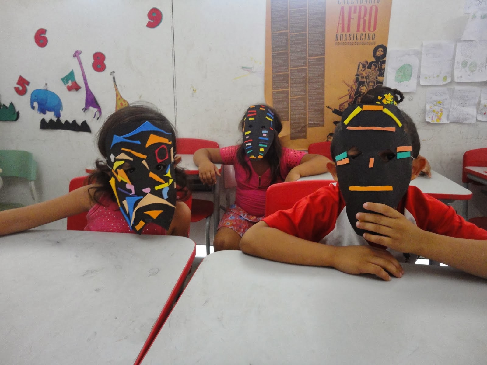 Ideias para Dia da Consciência Negra: Máscaras.