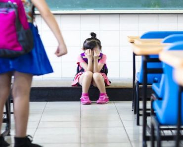 O que um professor deve fazer em caso de bullying?