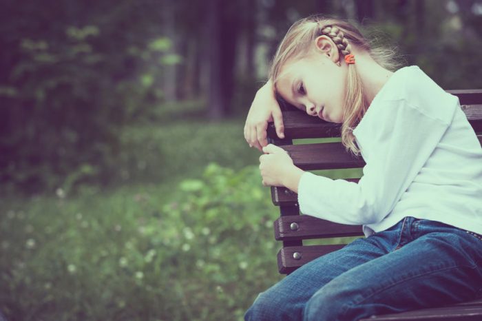 Como ajudar uma criança a lidar com o estresse