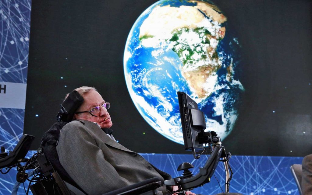 Stephen Hawking físico britânico morre aos 76 anos