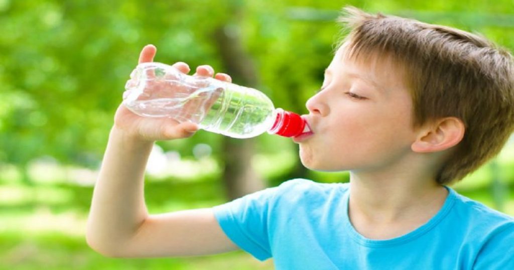 A água pode acalmar a ansiedade das crianças
