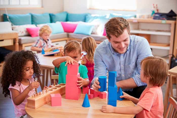O benefícios do método Montessori
