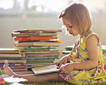 Qual é a idade mais apropriada para aprender a ler e escrever